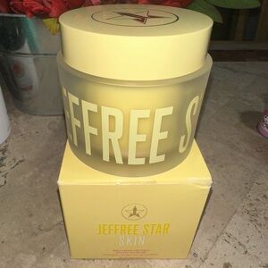 Jeffree Star banana body scrub